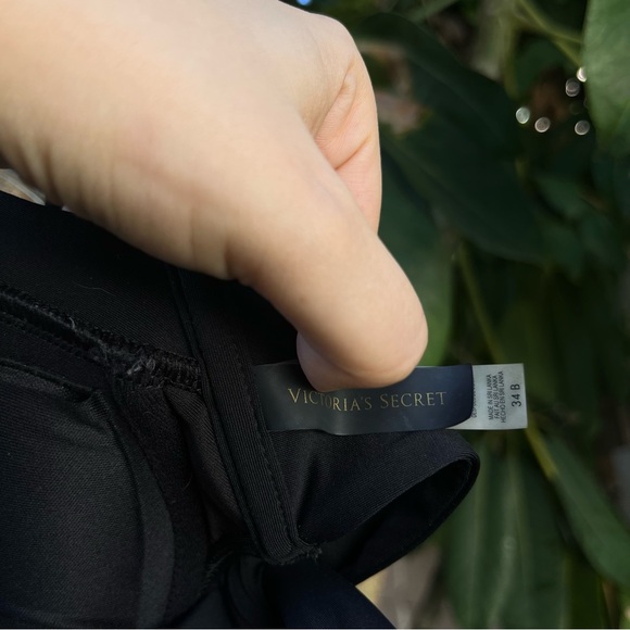 Victoria’s Secret Black Bikini Top with Ties ! - Picture 4 of 6